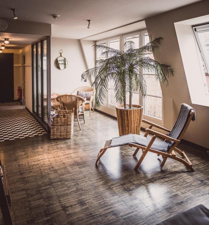 Henri Hotel Hamburg Downtown Hotels for Gays Hamburg Relax Area