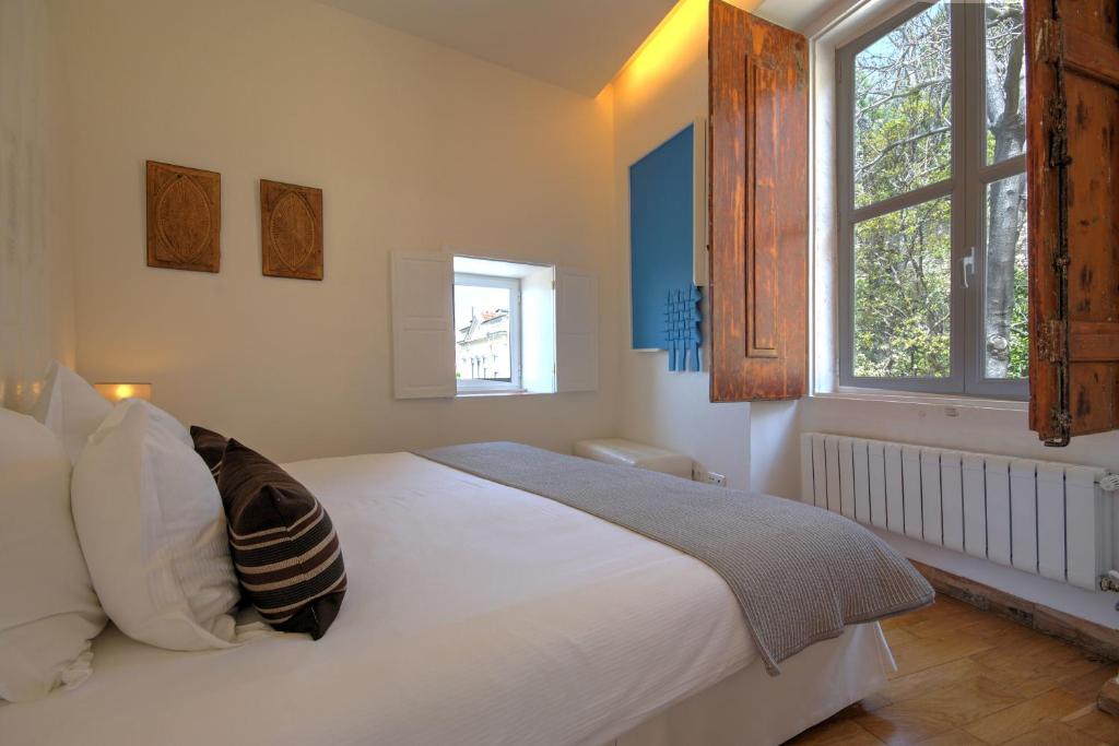 Solar Dos Mouros Lisbon Hotels for Gays Lisbon Room Two