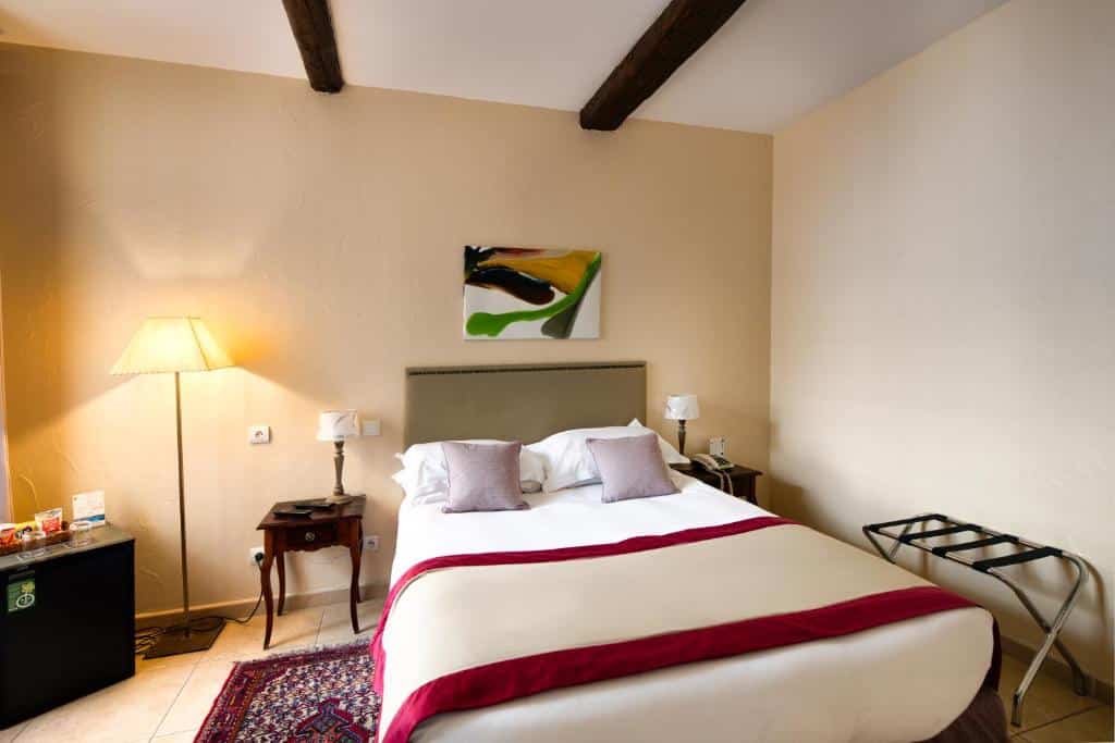 Hotels for Gays Montpellier Hotel d'Aragon Room