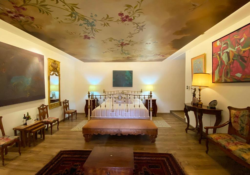 Hotel For Gays Quito Casa San Marcos Main
