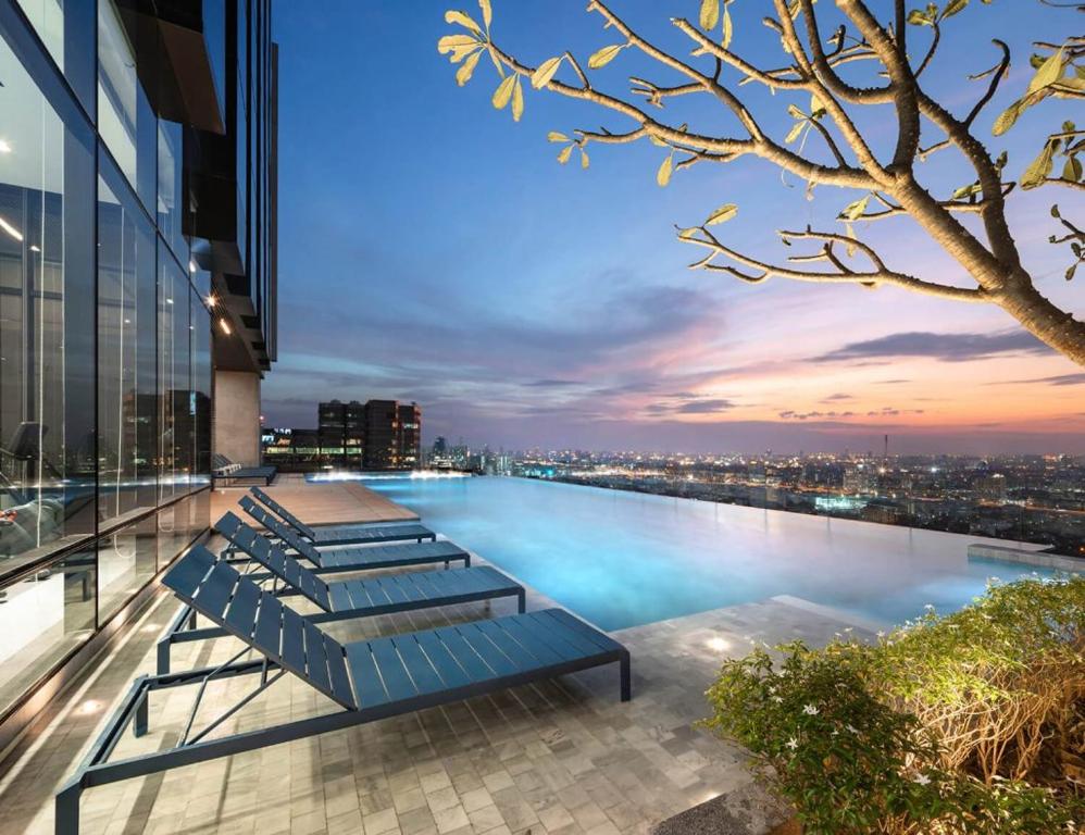 Hotels for Gays Bangkok The Quarter Ari View