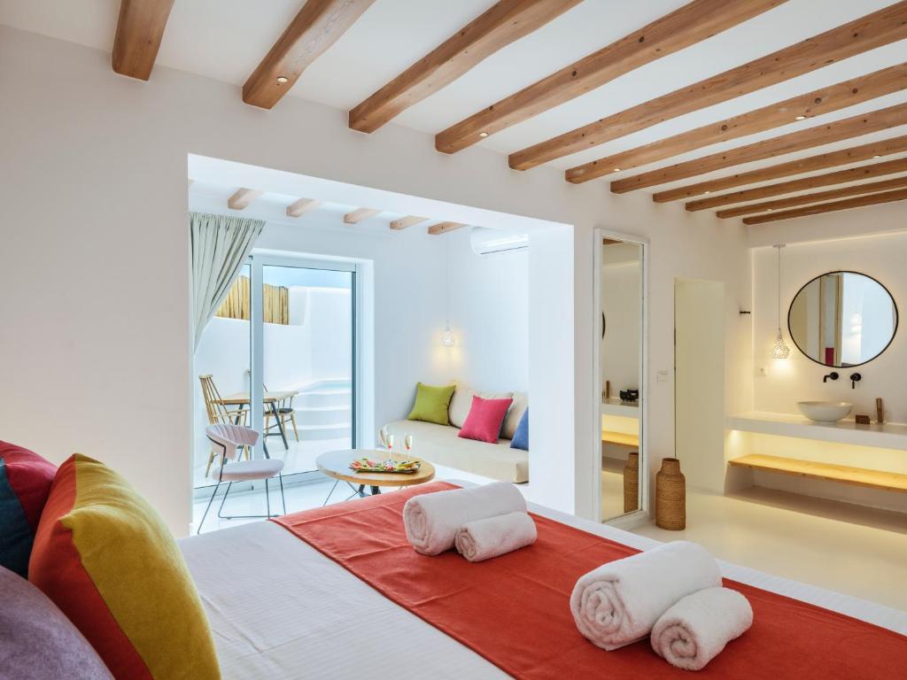 Akkadian LGBT Boutique Hotel Hotels for Gays Mykonos
