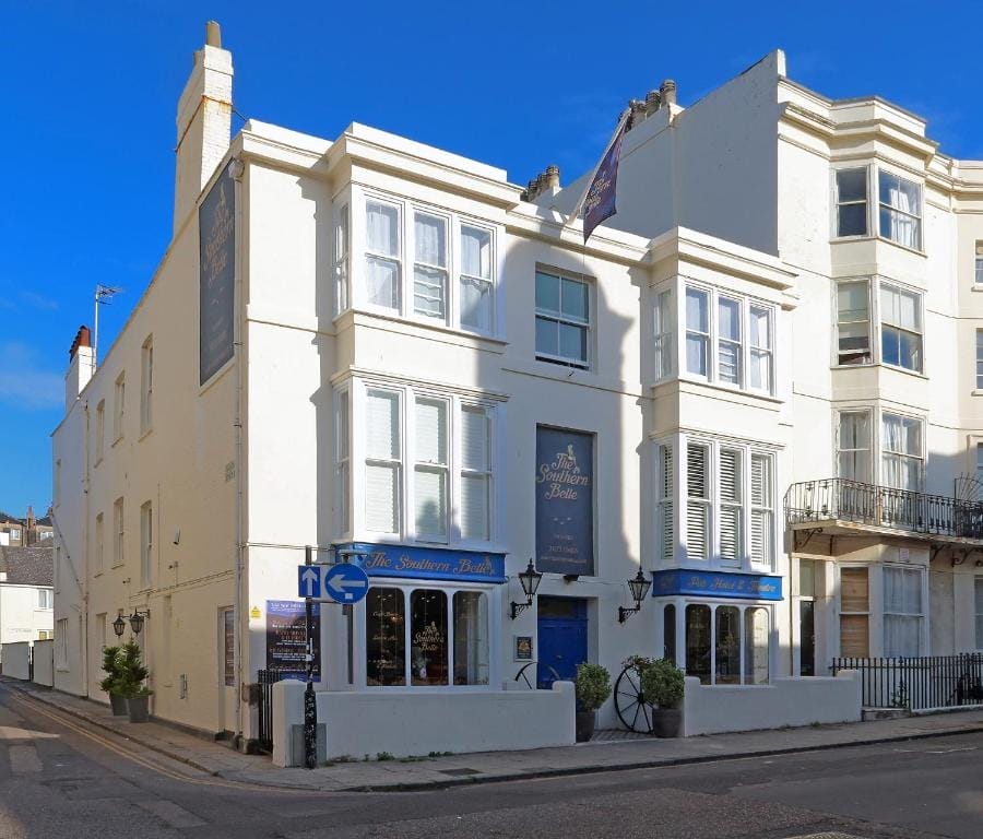 the southern belle hotels for gays brighton & hove front